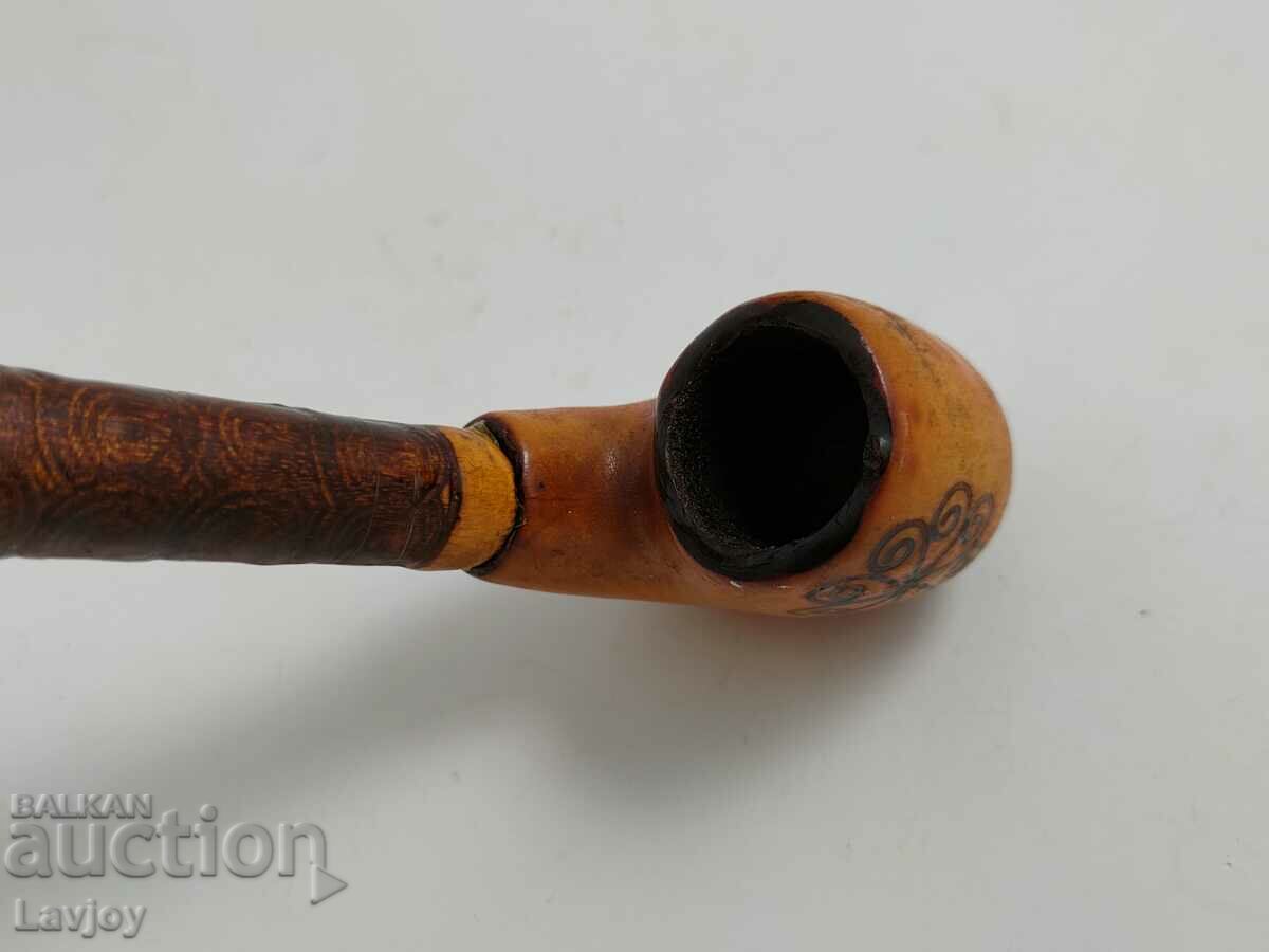 Old pyrographed wooden pipe - 5
