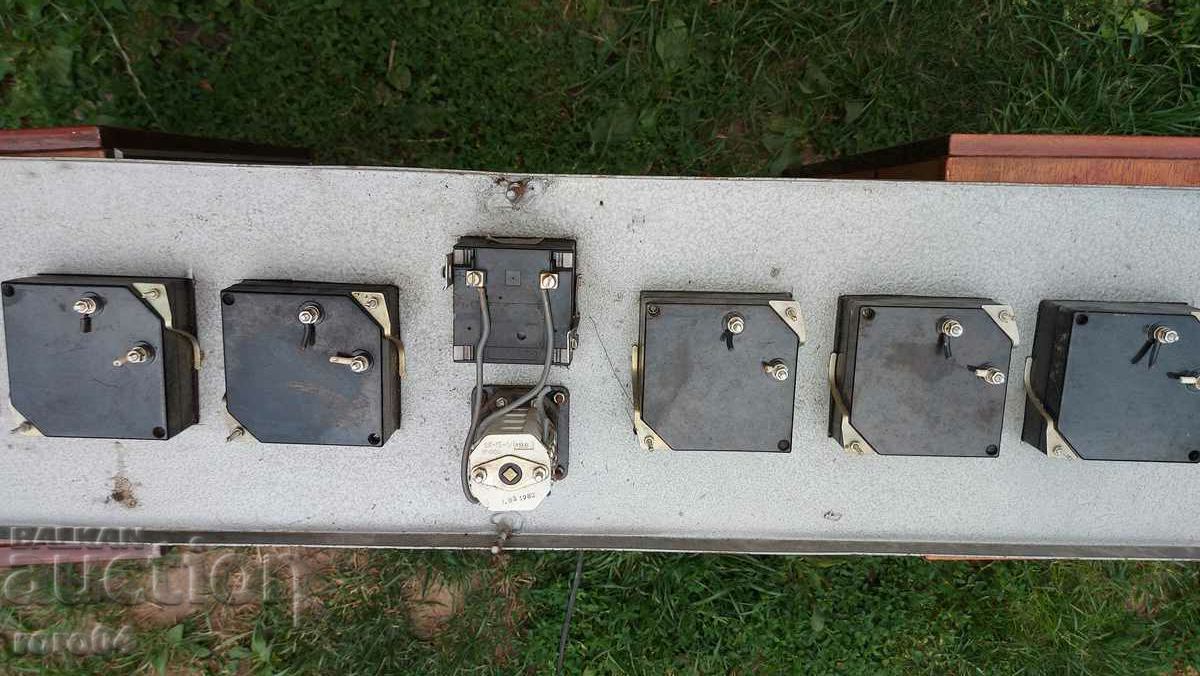 DASHBOARD - INSTRUMENTS - KEY - 6 DASHBOARD - INSTRUMENTS - KEY - 6