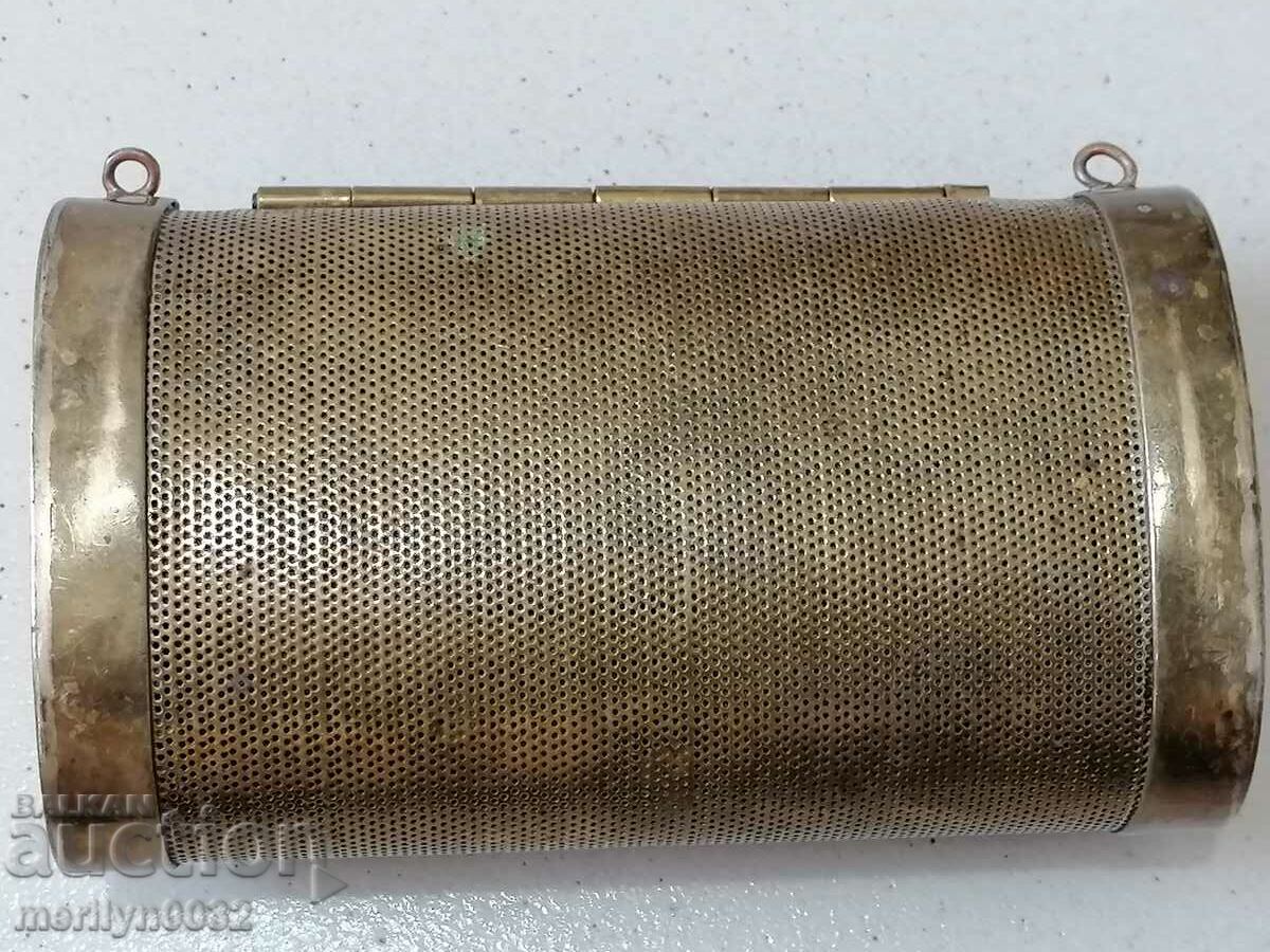 An old handbag from the early 20th century wallet with price 89.00 BGN | € 45.50 An old handbag from the early 20th century wallet with price 89.00 BGN | € 45.50