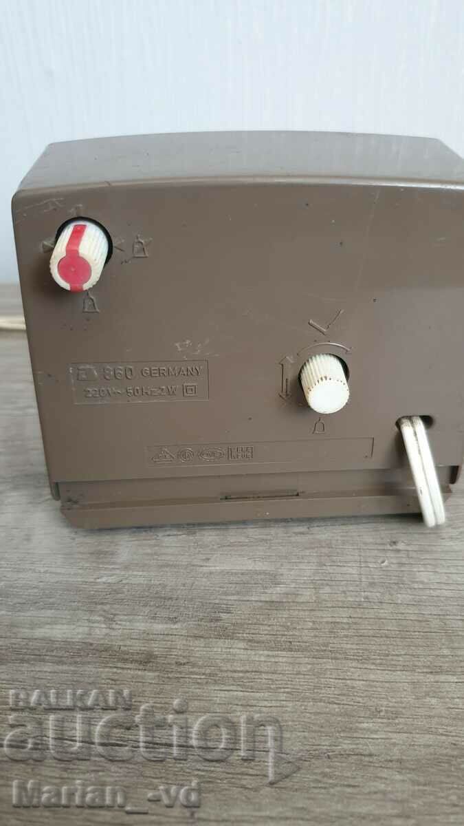 Old German electric alarm clock - 6 Old German electric alarm clock - 6