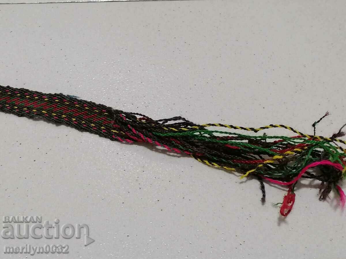 Delivery of Old hand-woven belt girdle costume belt with a length of 1.80 m Delivery of Old hand-woven belt girdle costume belt with a length of 1.80 m