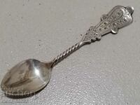 Silver scoop spoon