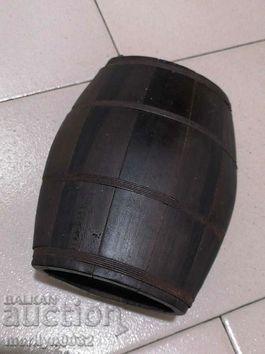 Old wood pawler wooden bucket brown bucket with price 65.00 BGN | € 33.23 Old wood pawler wooden bucket brown bucket with price 65.00 BGN | € 33.23