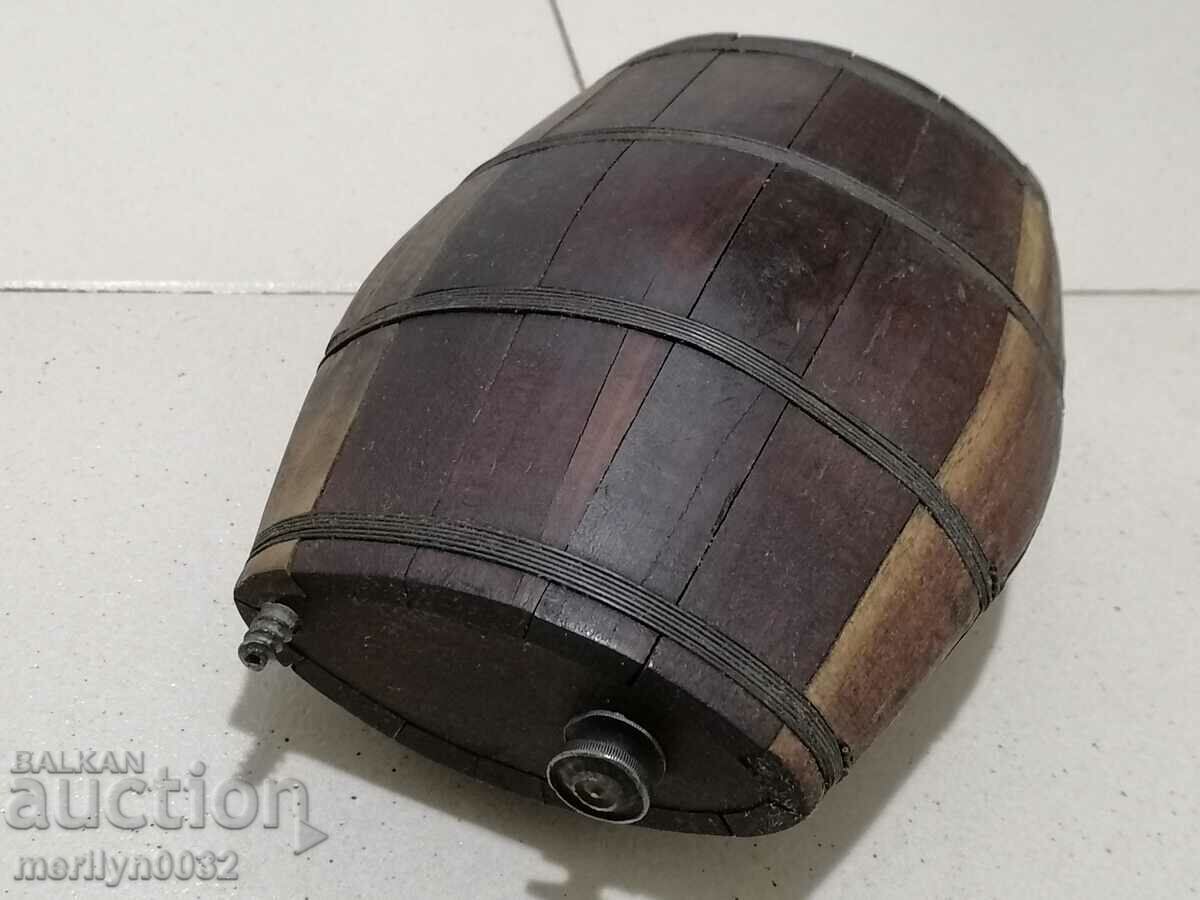 Old wood pawler wooden bucket brown bucket - 7 Old wood pawler wooden bucket brown bucket - 7