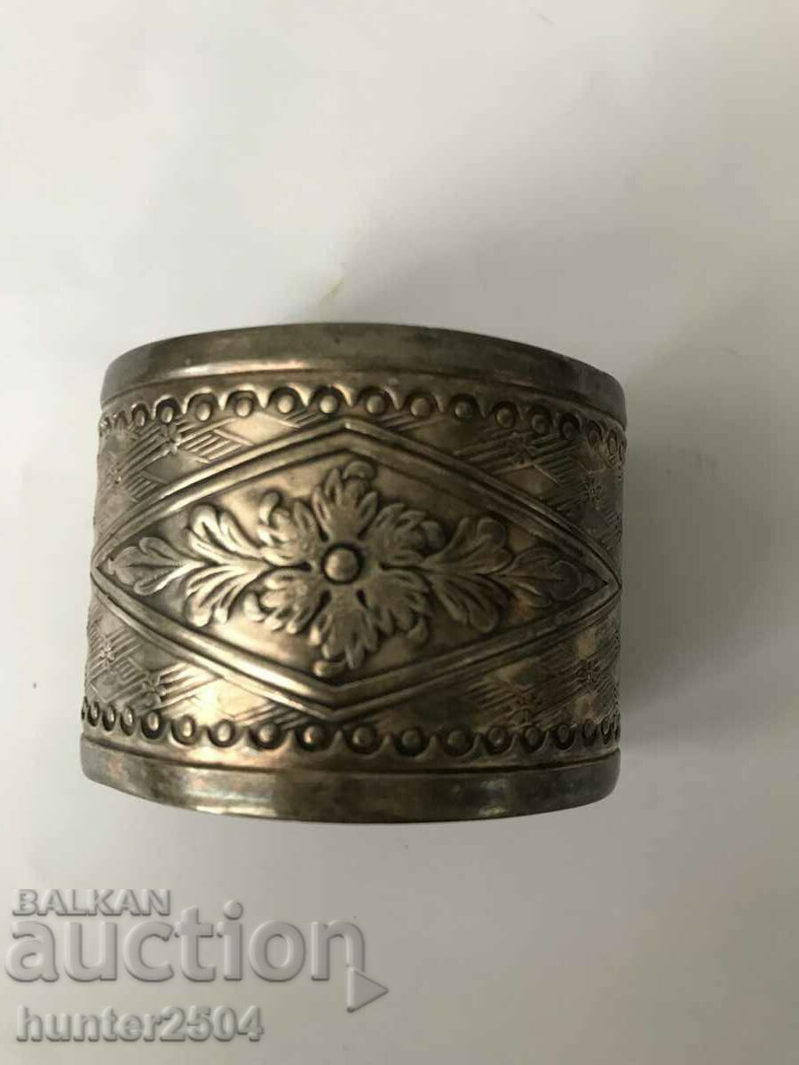 Βραχιόλι - παλιό, με σήμανση, πλάτους 4 cm. Βραχιόλι - παλιό, με σήμανση, πλάτους 4 cm.