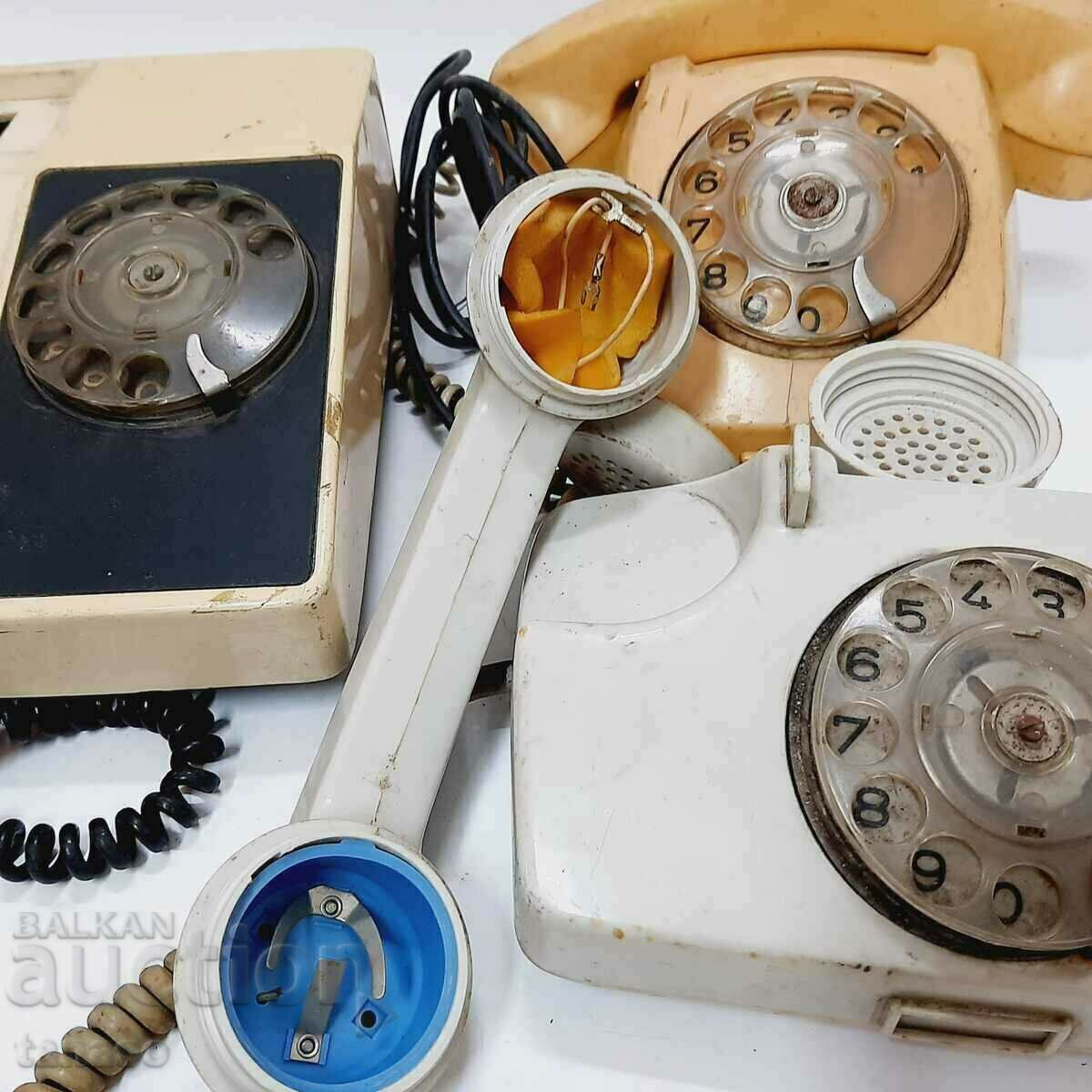 THREE OLD SOCIAL PHONES WITH WASHER(7.5) - 5 THREE OLD SOCIAL PHONES WITH WASHER(7.5) - 5