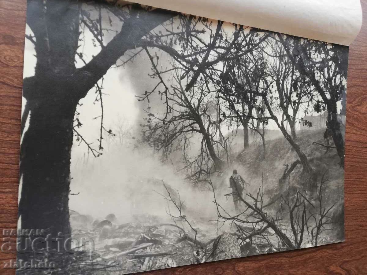 Delivery of Old photo 1945 Attack Yastrebici Yugoslavia 31 regiment 12 division Delivery of Old photo 1945 Attack Yastrebici Yugoslavia 31 regiment 12 division