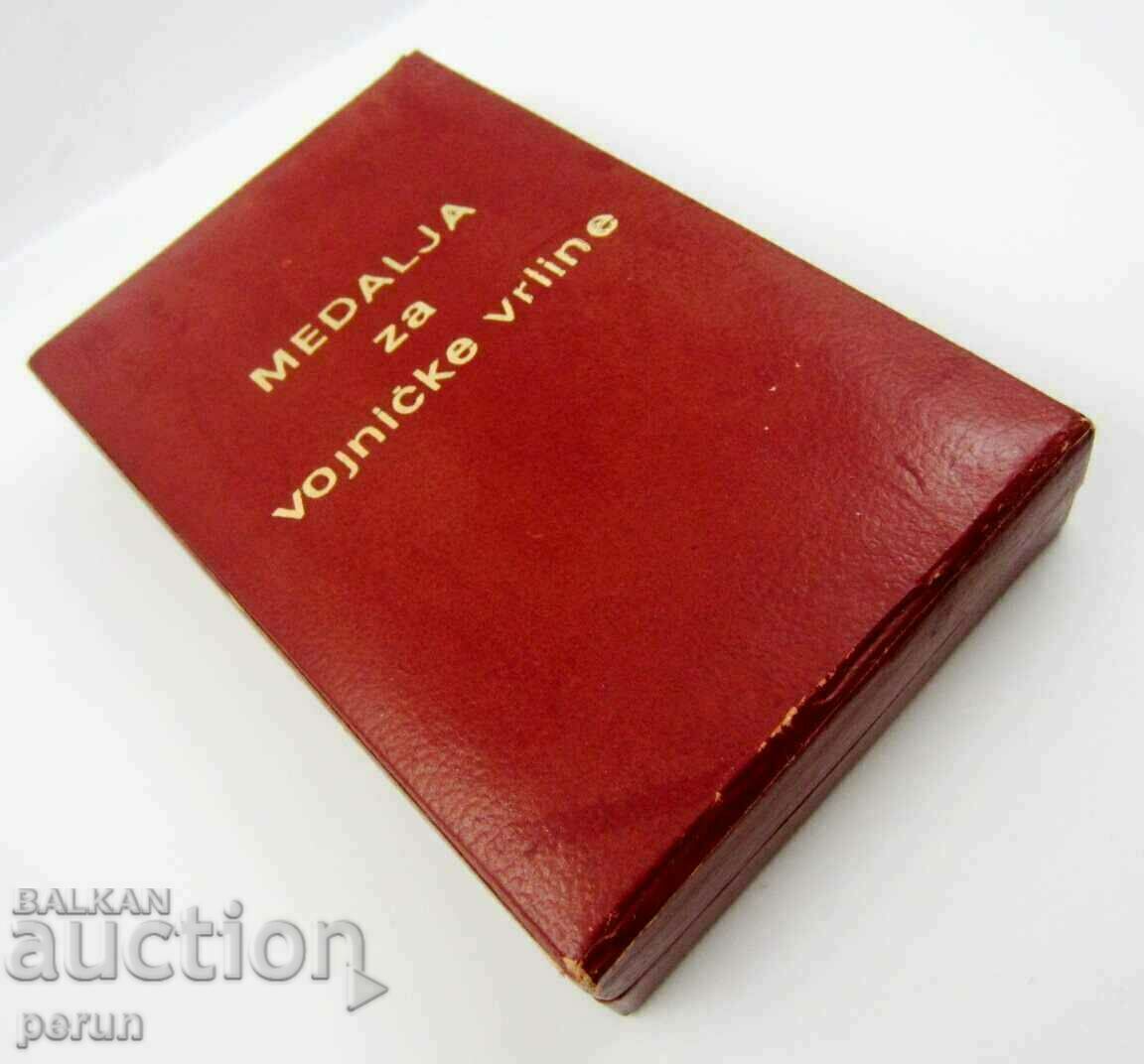 YUGOSLAVIA- MILITARY MERIT MEDAL-IN BOX - 5