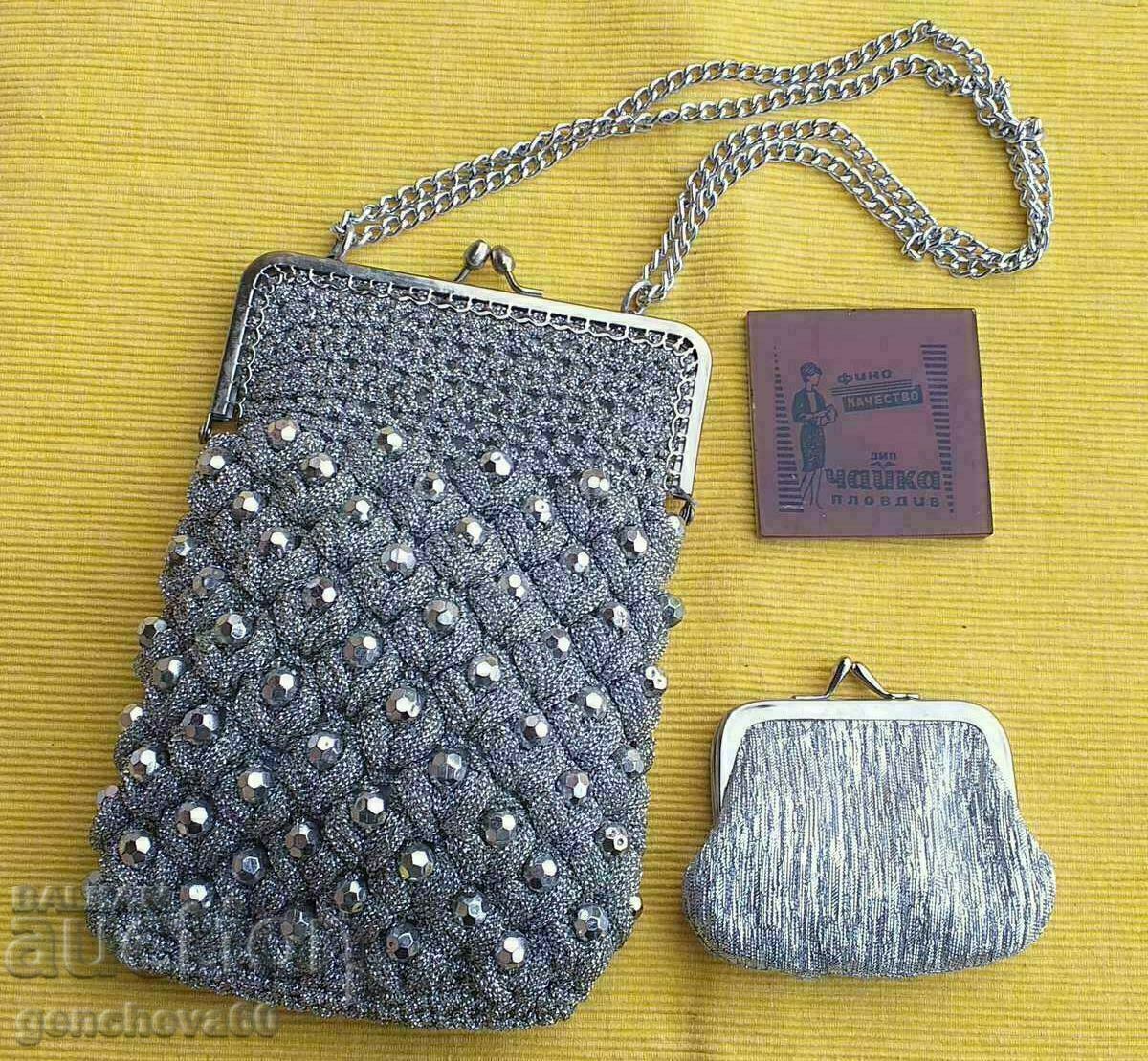 Licitație Geanta retro lucrata manual, PORTOfel si oglinda Pescăruș