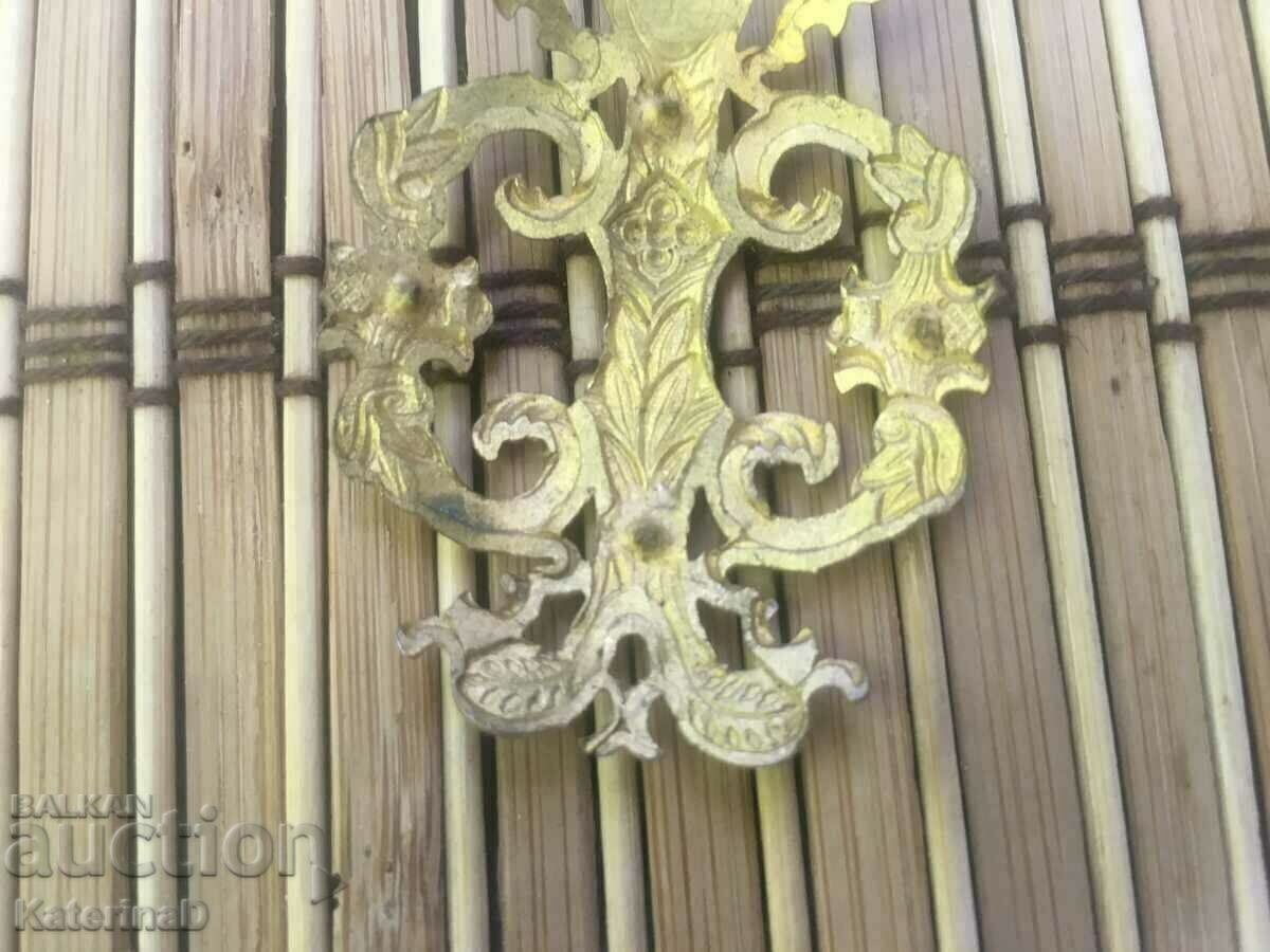 Auction Ferdinand 1 monogram / epaulette appliqué Auction Ferdinand 1 monogram / epaulette appliqué