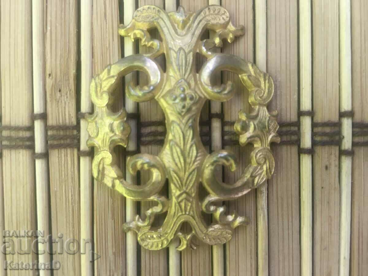 Ferdinand 1 monogram / epaulette appliqué Ferdinand 1 monogram / epaulette appliqué