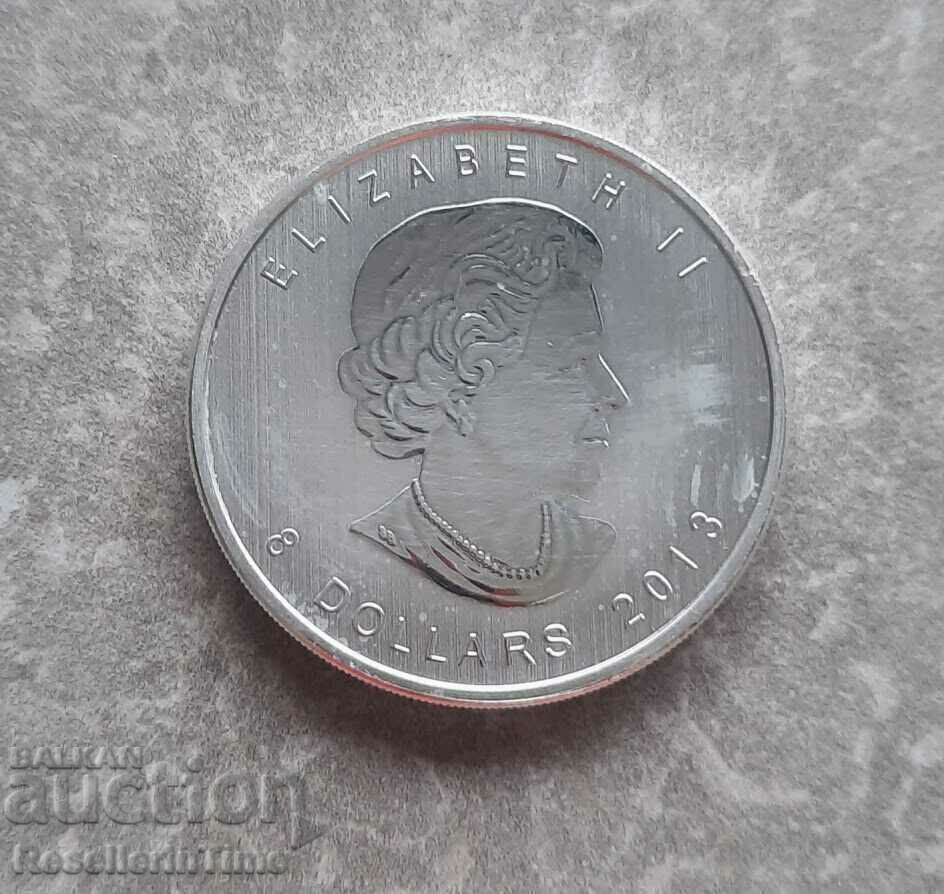 Monedă de argint pentru investiții de 1 și 1/2 uncie de 8 dolari...
