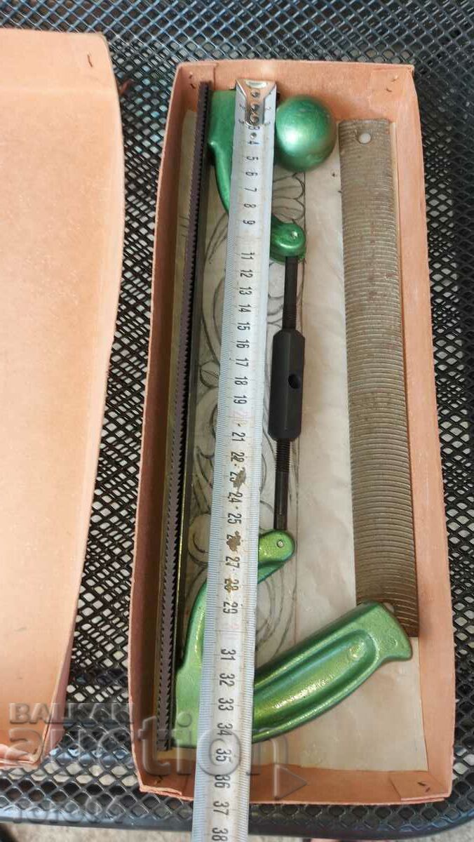 Auction  PLATER - BOX - DRAWING - NEW