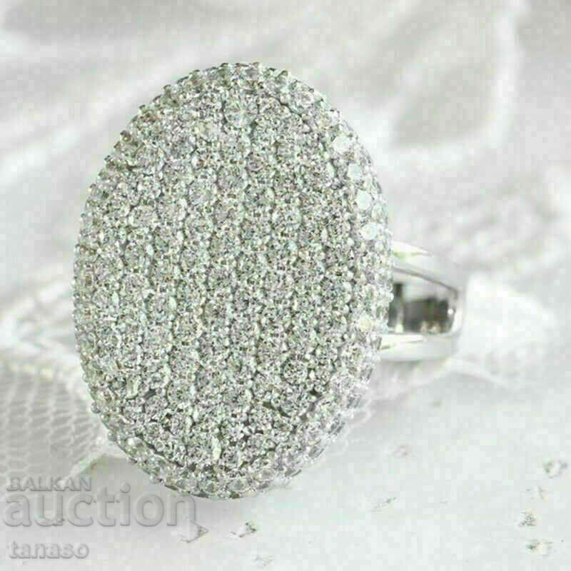 Women's ring with white zircons Women's ring with white zircons