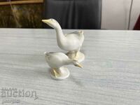 A pair of porcelain ducks. #4416