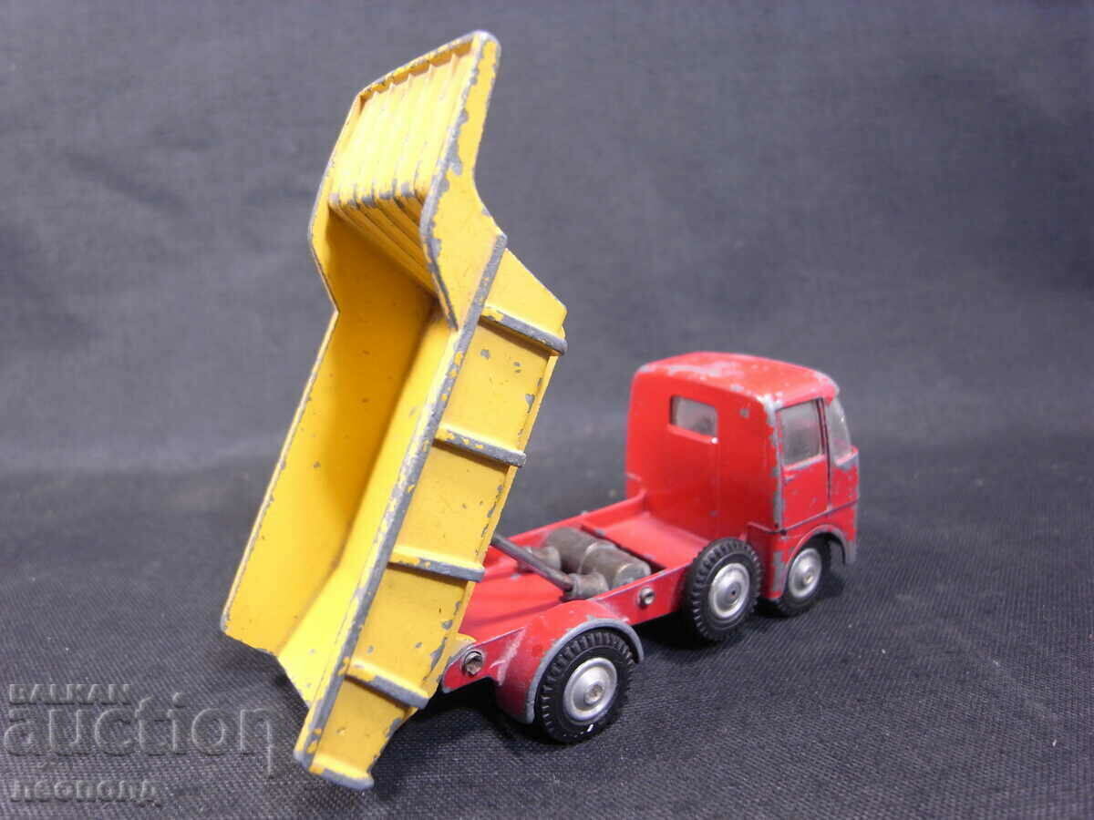 Delivery of OLD RETRO METAL TROLLEY TRUCK E.R.F. CORGI TOYS Delivery of OLD RETRO METAL TROLLEY TRUCK E.R.F. CORGI TOYS