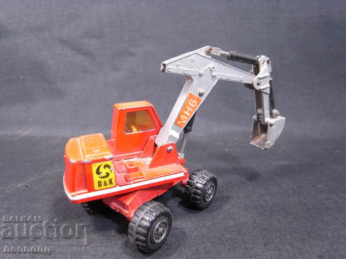 Delivery of OLD RETRO METAL TROLLEY EXCAVATOR MATCHBOX KING SIZE Delivery of OLD RETRO METAL TROLLEY EXCAVATOR MATCHBOX KING SIZE