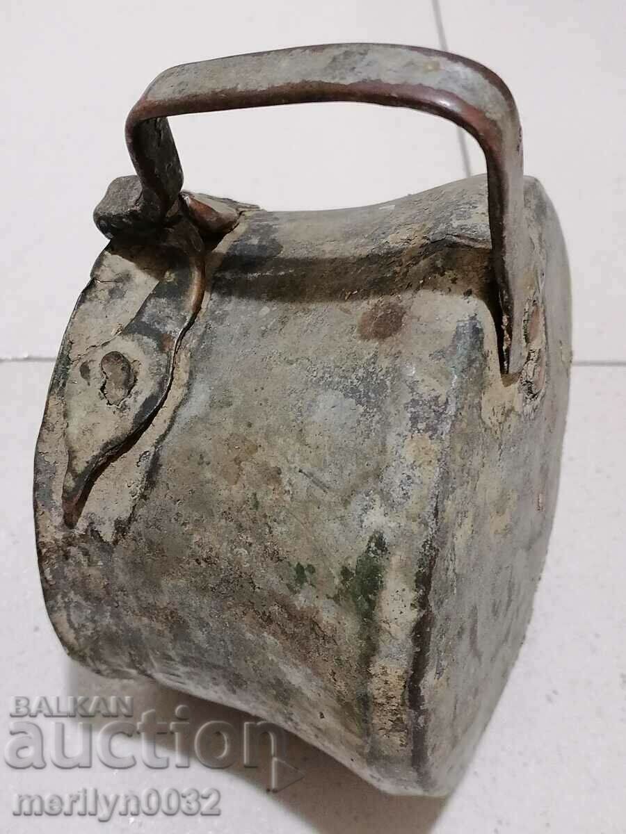 Old tinned jug, pit, copper, cauldron, cauldron - 6 Old tinned jug, pit, copper, cauldron, cauldron - 6