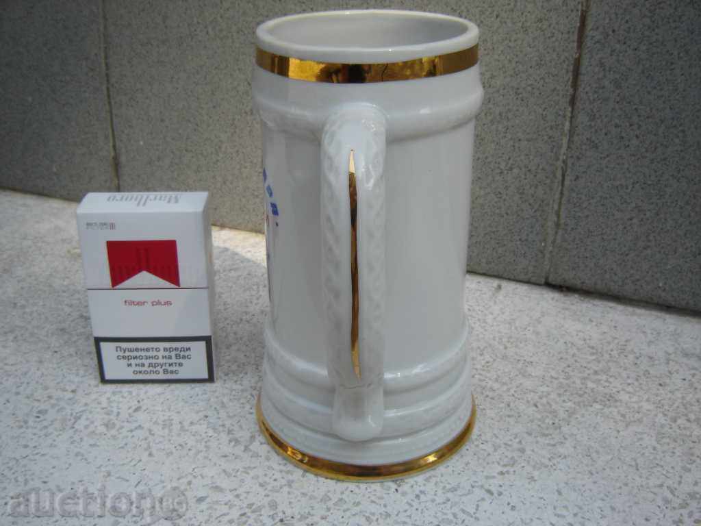 Auction  STARA PORCELANOVA HALBA KTA MADARA