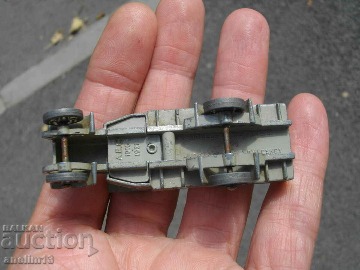 ENGLAND LESNEY METAL TROLLEY - 7 ENGLAND LESNEY METAL TROLLEY - 7