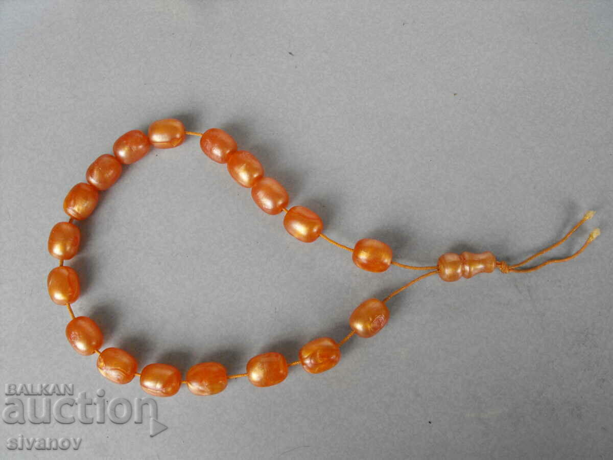 Interesting old rosary plastic #1237