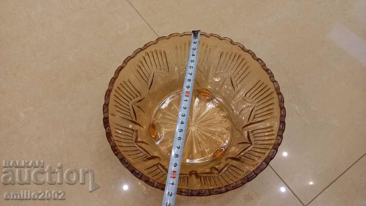 Glass fruit bowl retro soc with price 9.00 BGN | € 4.60 Glass fruit bowl retro soc with price 9.00 BGN | € 4.60