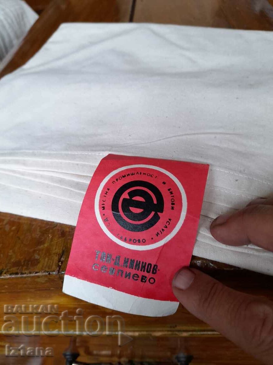 Auction  Old bed sheet from American