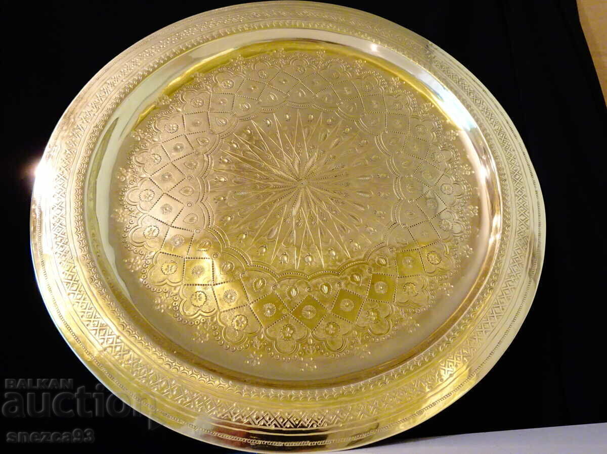 Moroccan bronze tray, plate 35 cm. - 7 Moroccan bronze tray, plate 35 cm. - 7