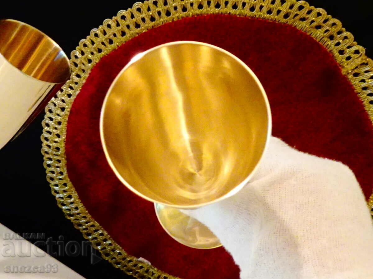 Auction  Bronze goblet, wine glass, champagne, 25 cm.