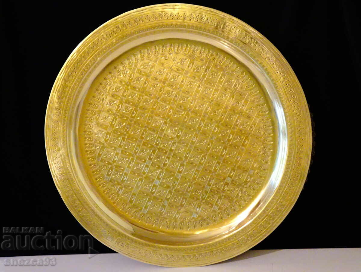 Moroccan bronze tray, plate 40 cm.