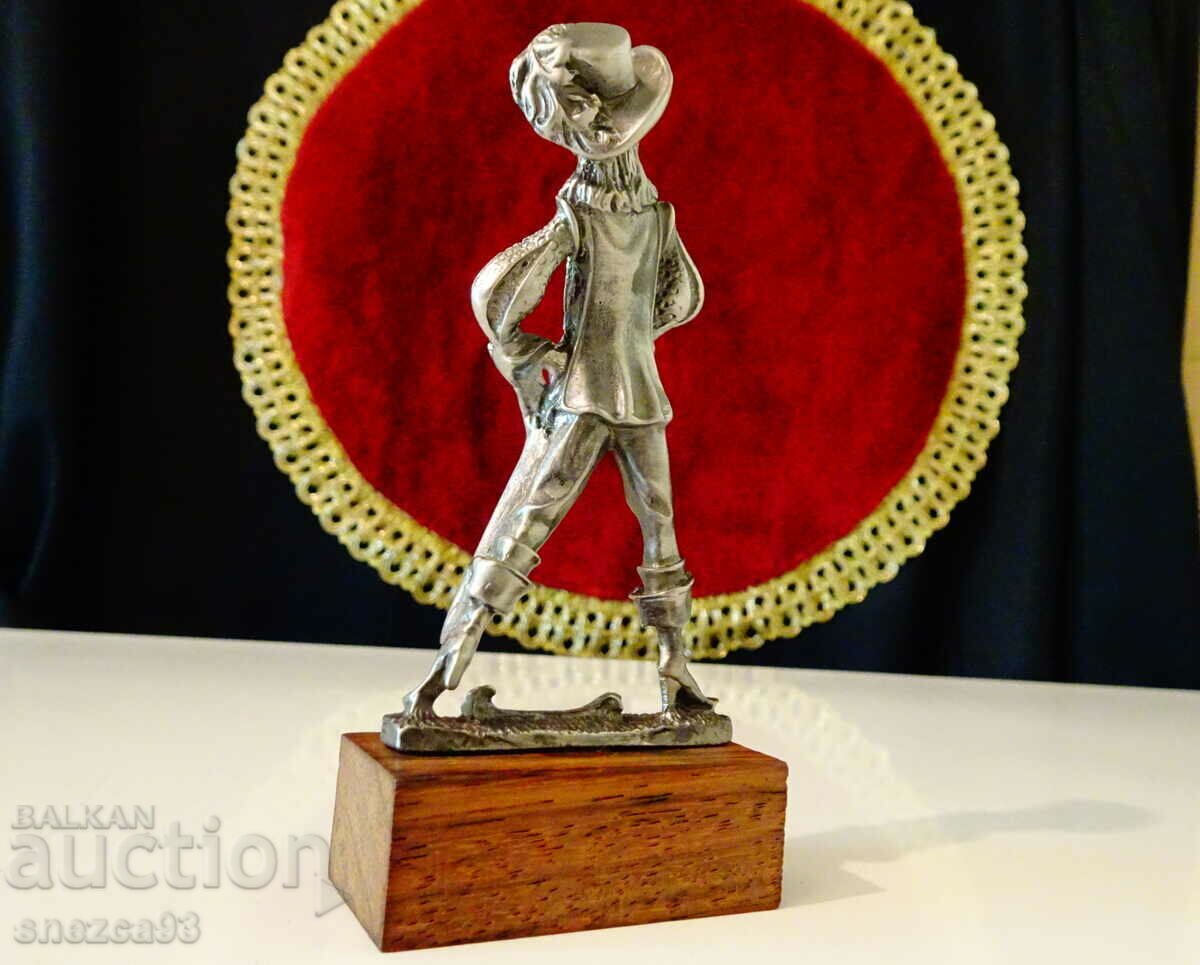 Δημοπρασία Τσίγκινο ειδώλιο, μορφή του Άθω, σωματοφύλακας. Δημοπρασία Τσίγκινο ειδώλιο, μορφή του Άθω, σωματοφύλακας.