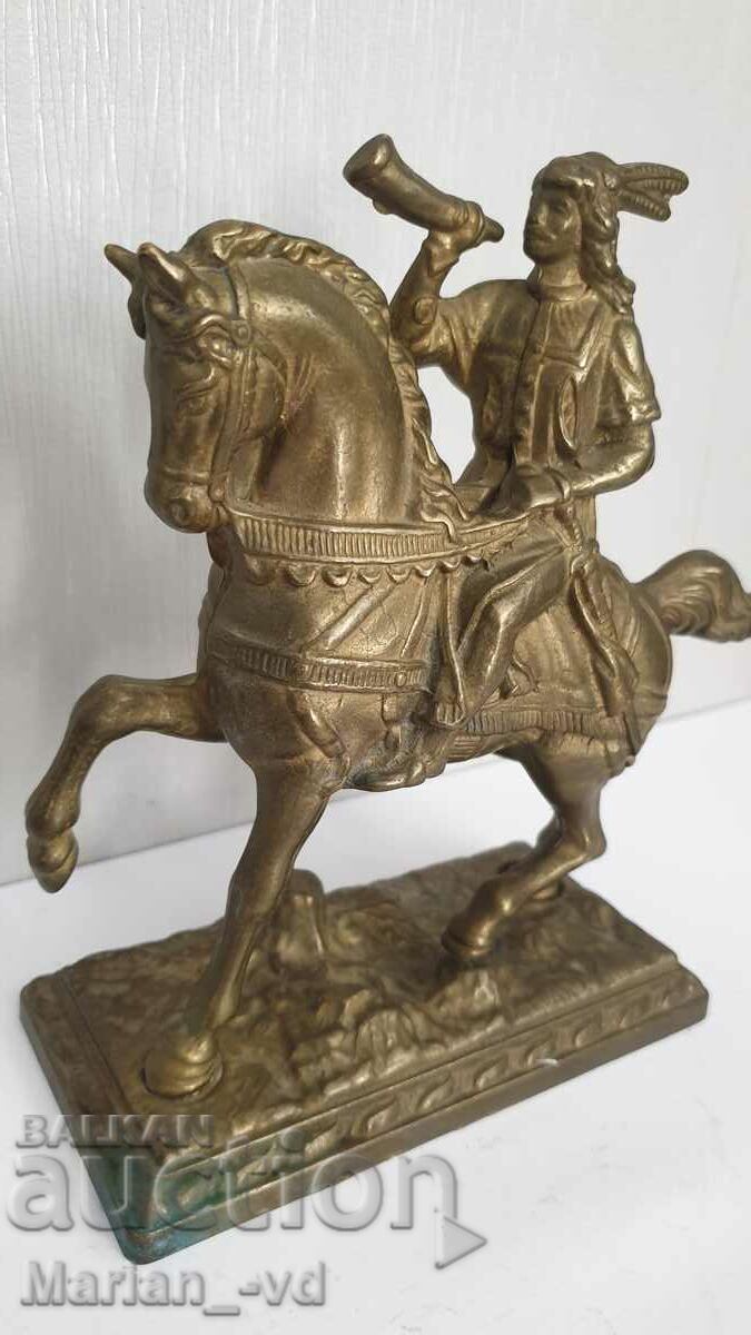 Delivery of Old bronze figure
