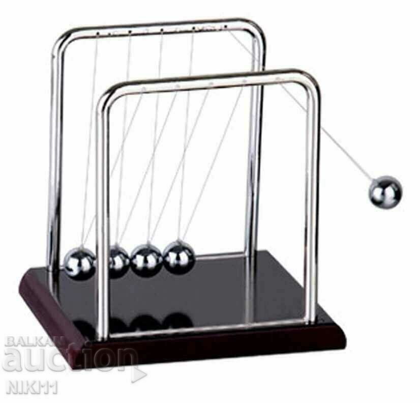 Auction Newton's cradle, desk decoration, office Auction Newton's cradle, desk decoration, office