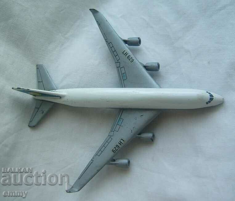 Airplane - Lufthansa LH629 metal sheet metal toy with price 20.00 BGN | € 10.23 Airplane - Lufthansa LH629 metal sheet metal toy with price 20.00 BGN | € 10.23