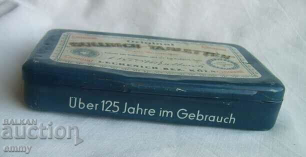 Auction Metal medicine box, Germany - "Bullrich-tabletten" Auction Metal medicine box, Germany - "Bullrich-tabletten"
