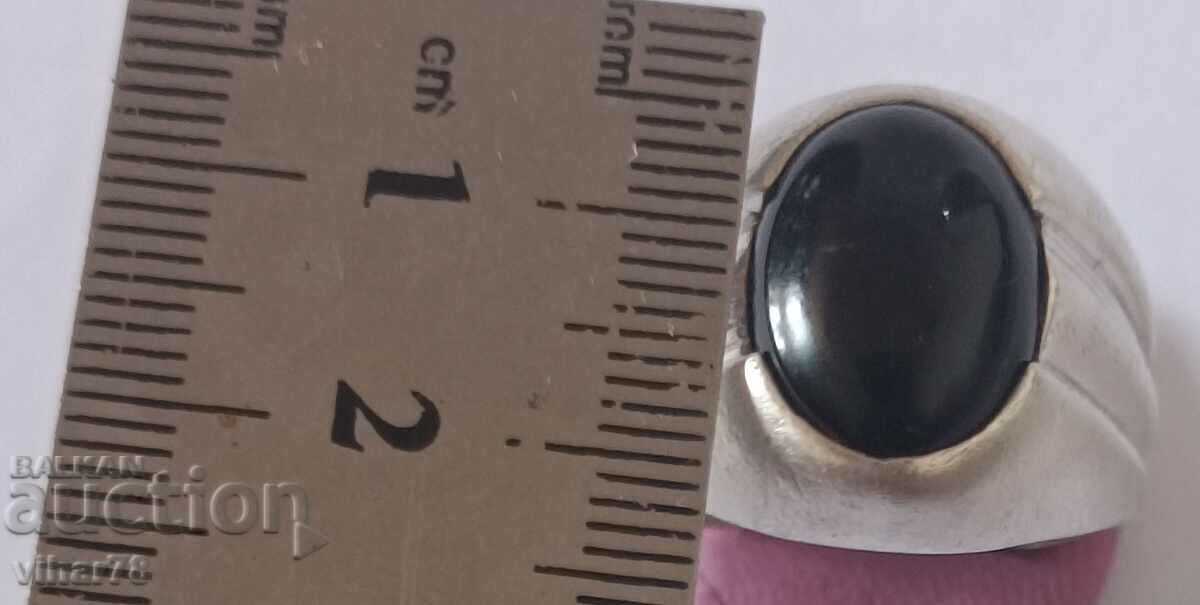 Auction MEN'S SOLID SILVER RING WITH ONYX Auction MEN'S SOLID SILVER RING WITH ONYX