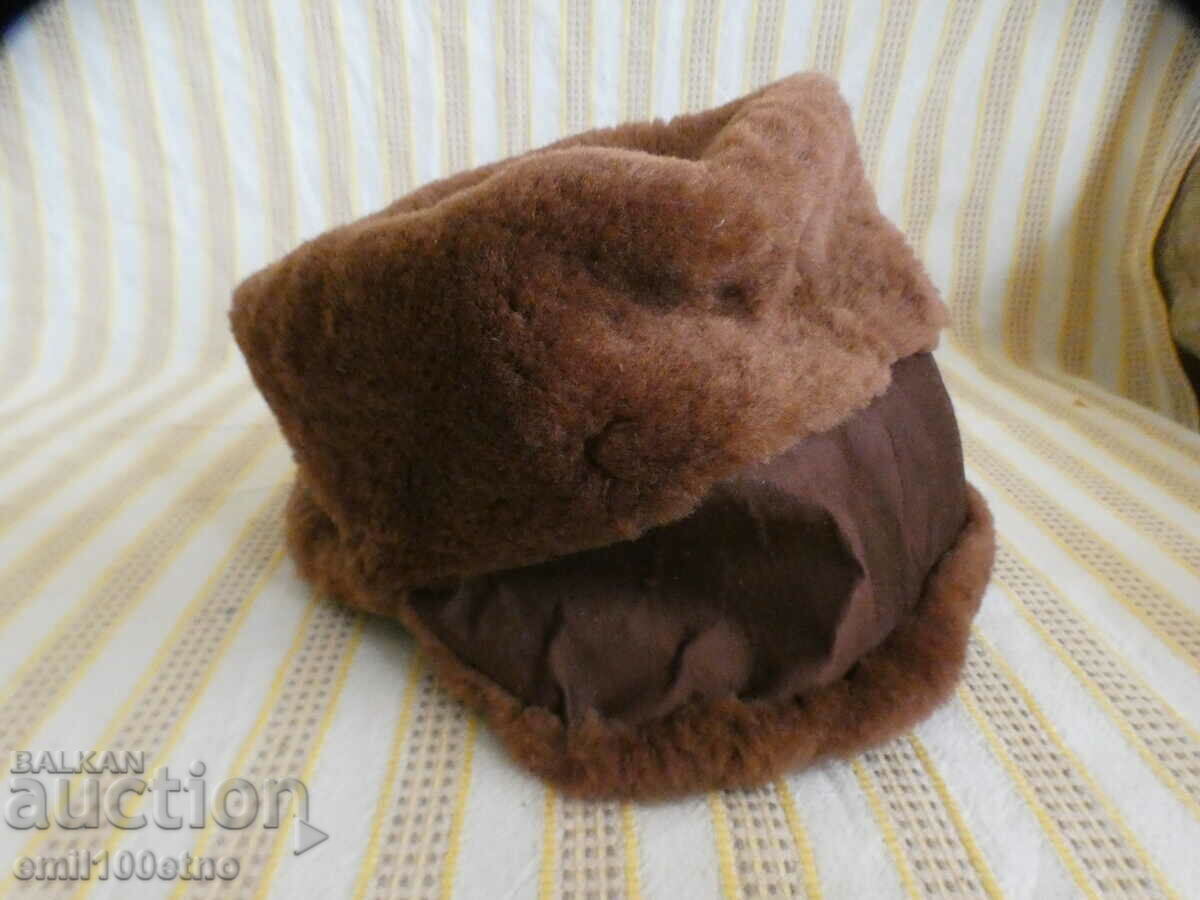 Auction Hat - earring from the soca PU Vasil Raidovski Sofia Auction Hat - earring from the soca PU Vasil Raidovski Sofia