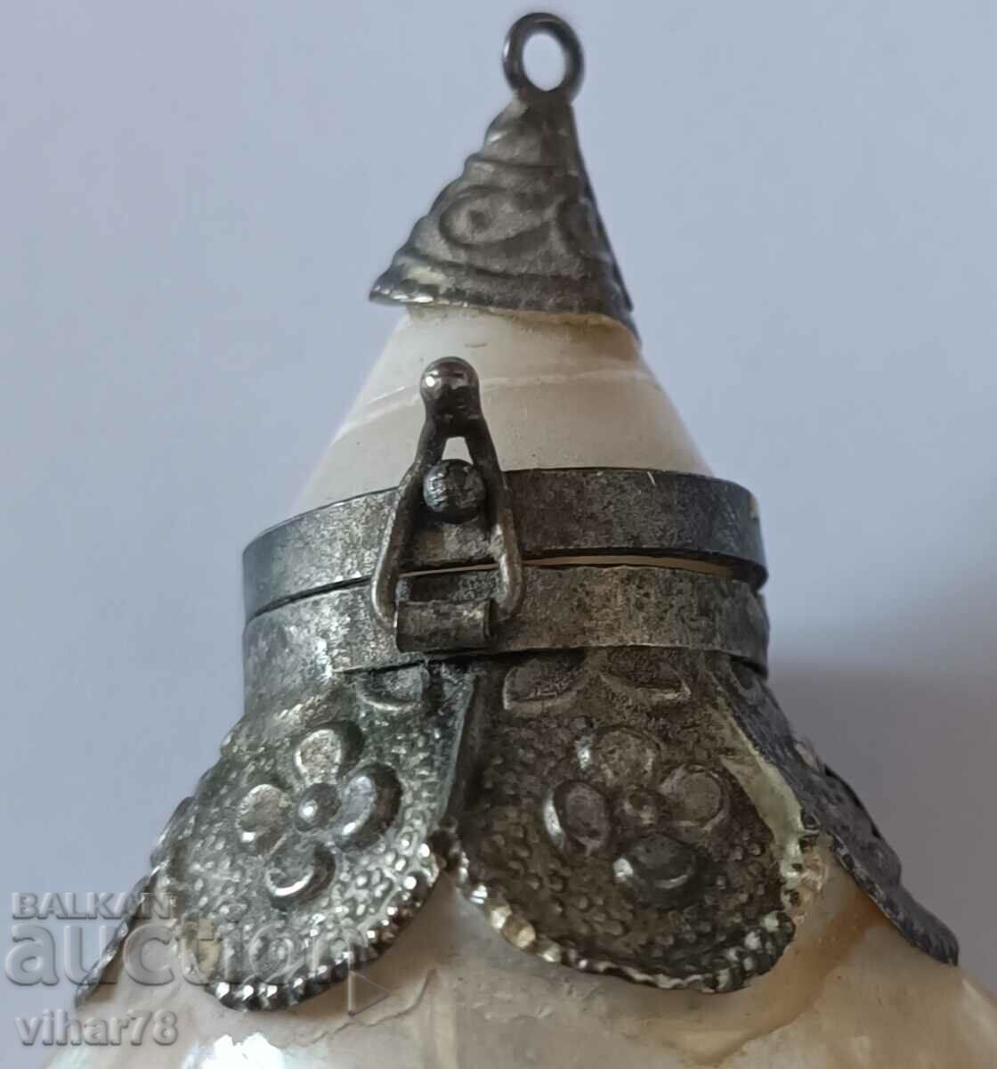 Bottle of mother-of-pearl - Seashell - 6 Bottle of mother-of-pearl - Seashell - 6