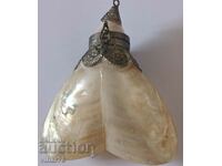 Bottle of mother-of-pearl - Seashell