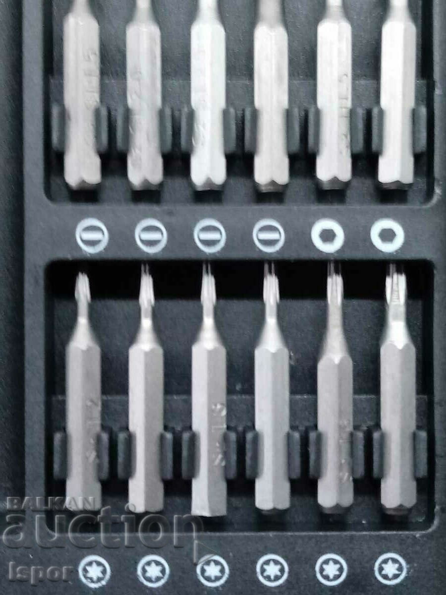 Livrarea Set de buzunar pentru mecanici fine