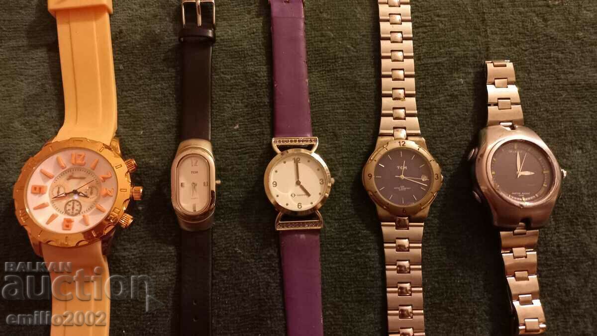 Multe ceasuri