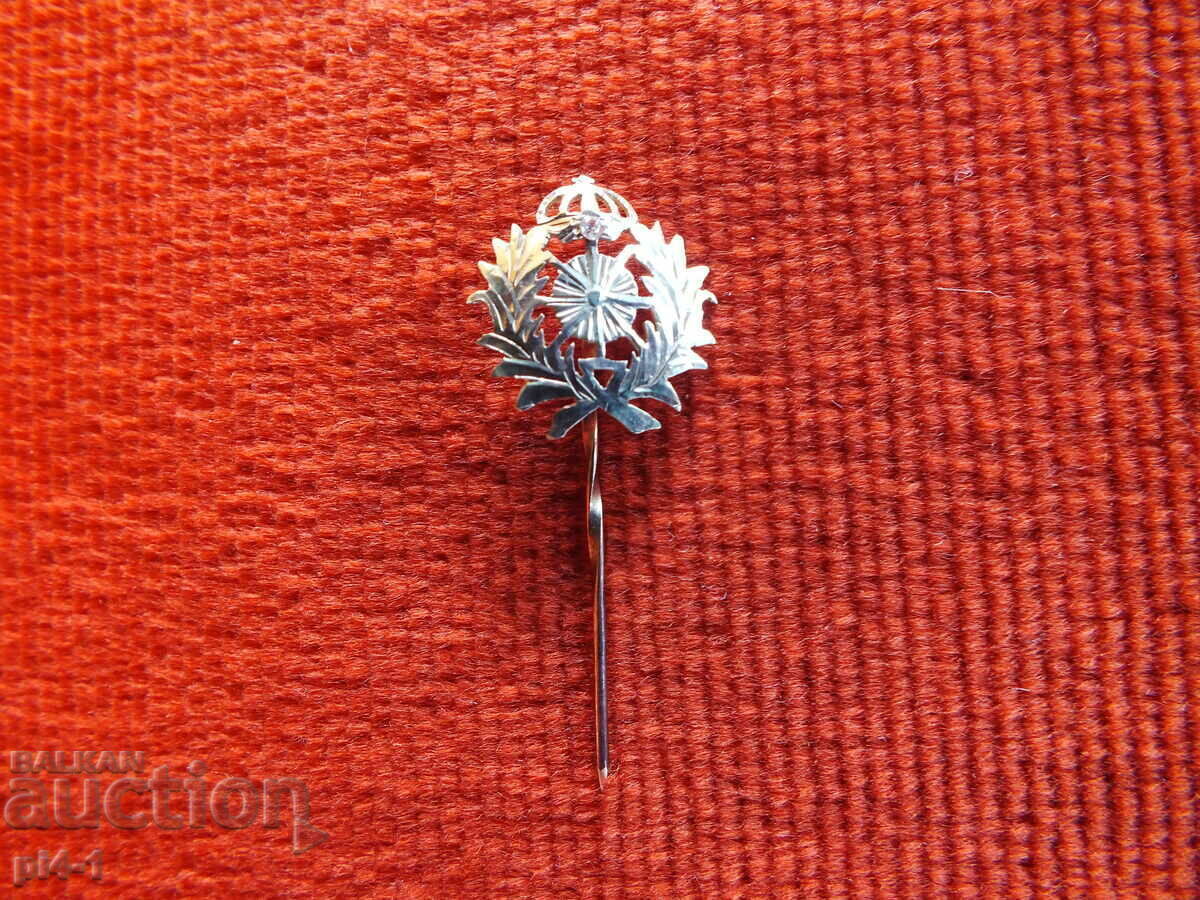 Χρυσή διαμαντένια καρφίτσα πέτο