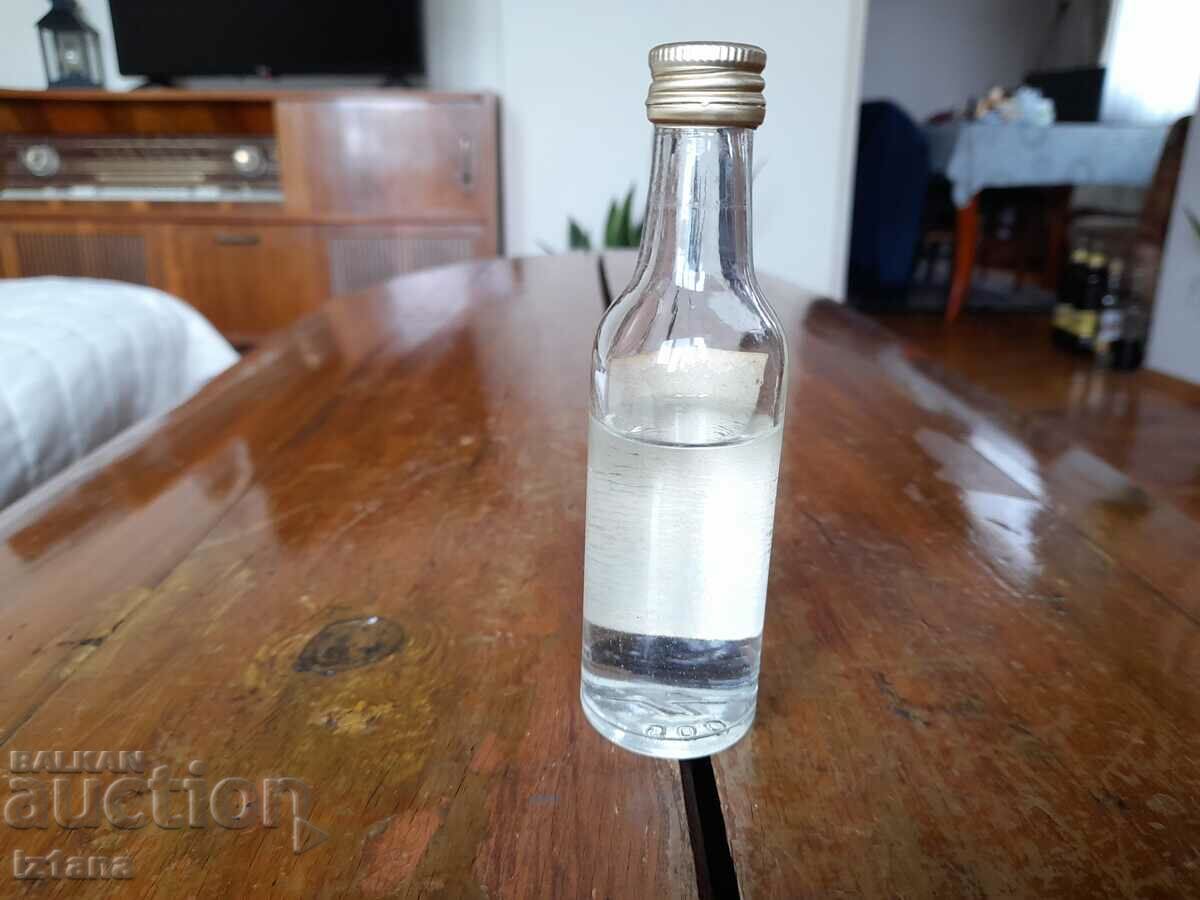 Livrarea O sticlă veche de Moskovskaja Livrarea O sticlă veche de Moskovskaja