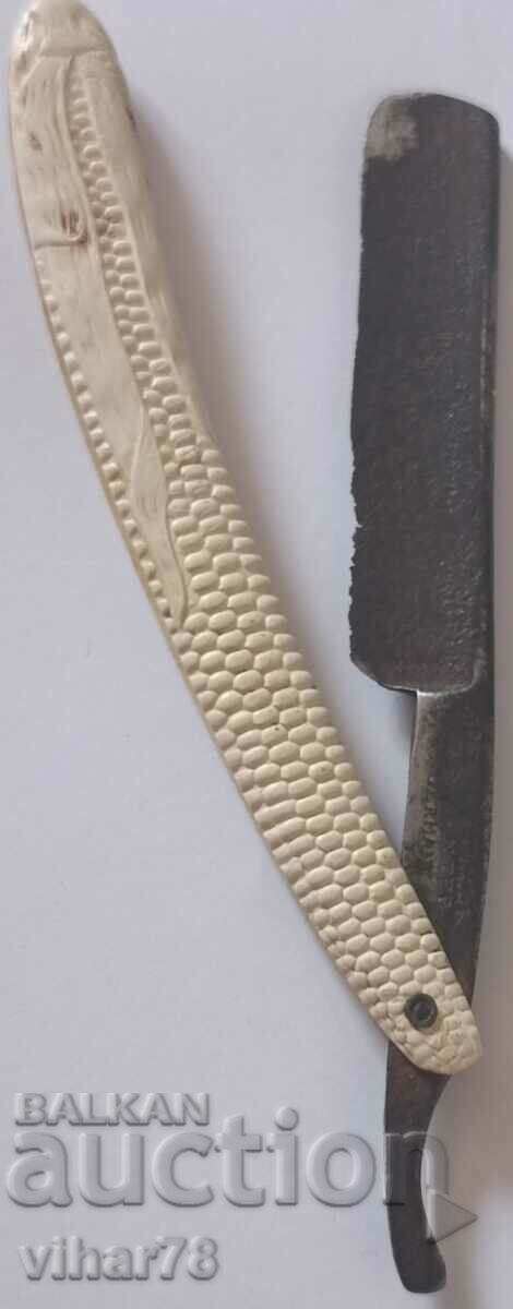 Auction Old Collector's Razor Auction Old Collector's Razor