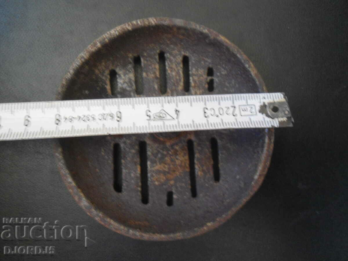 Aplicare de la o sobă veche de combustibil solid cu preț 5.00 BGN | € 2.56 Aplicare de la o sobă veche de combustibil solid cu preț 5.00 BGN | € 2.56