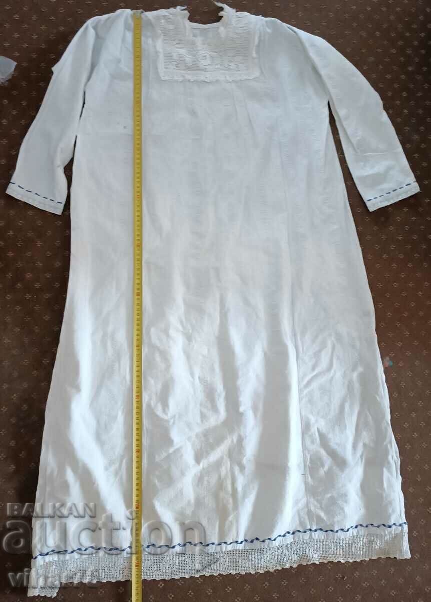 Delivery of Female Kennaire Shirt Delivery of Female Kennaire Shirt