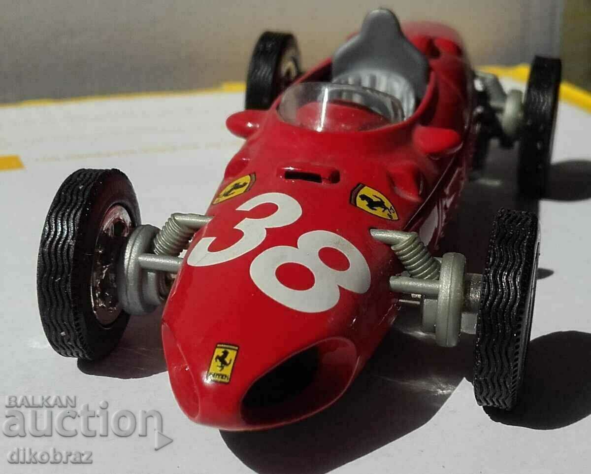 Auction Ferrari / Ferrari 1961 156 F1 - M 1;38 Shell Collection from 1998 Auction Ferrari / Ferrari 1961 156 F1 - M 1;38 Shell Collection from 1998