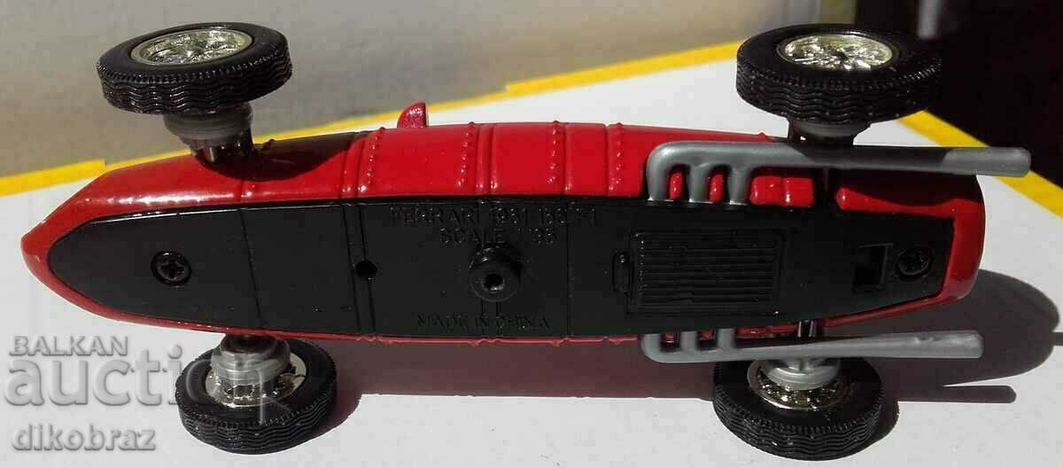 Ferrari / Ferrari 1961 156 F1 - M 1;38 Shell Collection from 1998 - 5 Ferrari / Ferrari 1961 156 F1 - M 1;38 Shell Collection from 1998 - 5