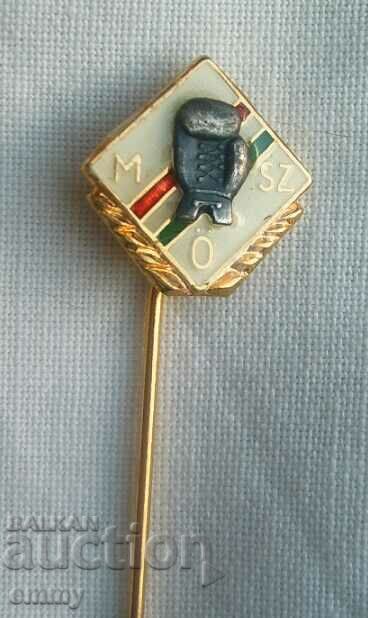Old sports badge Boxing Federation - Hungary with price 4.00 BGN | € 2.05 Old sports badge Boxing Federation - Hungary with price 4.00 BGN | € 2.05