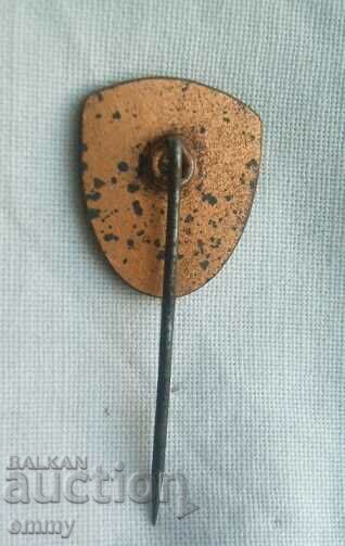 DDR Badge - Sports Shooting Federation, GDR, Germany with price 3.50 BGN | € 1.79 DDR Badge - Sports Shooting Federation, GDR, Germany with price 3.50 BGN | € 1.79